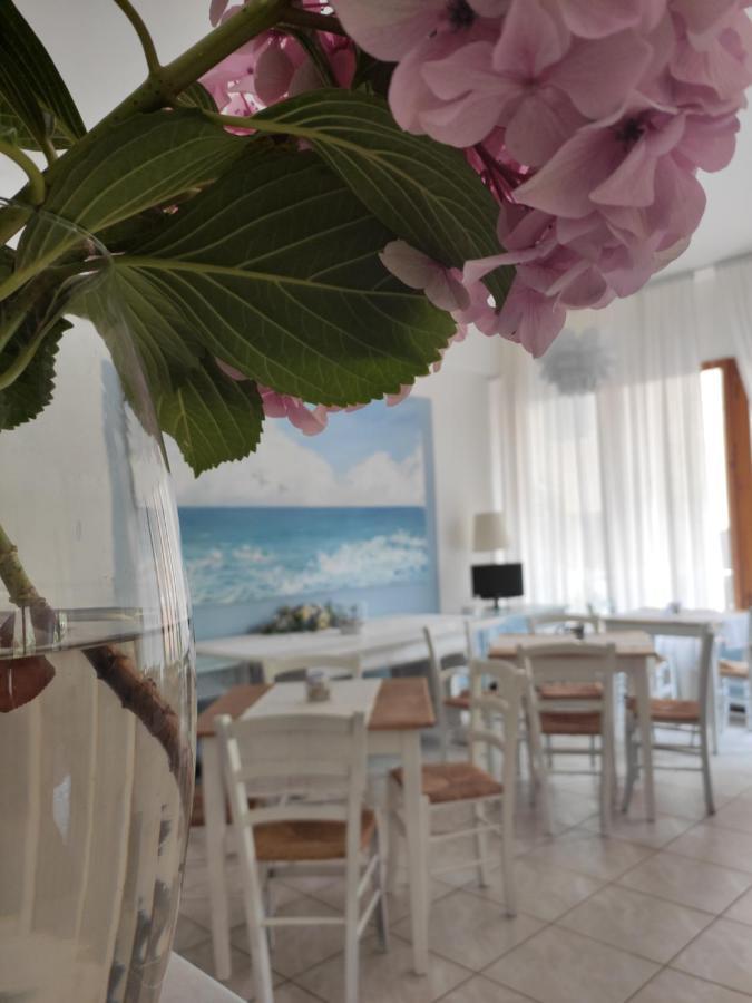 Hotel Imperia Marciana Marina  Luaran gambar
